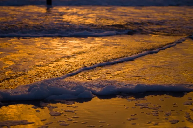 Example 2: Golden hour at the sea.